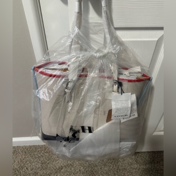 Coach Leather Jacquard Large Tote-Bundle Set - Picture 1 of 9